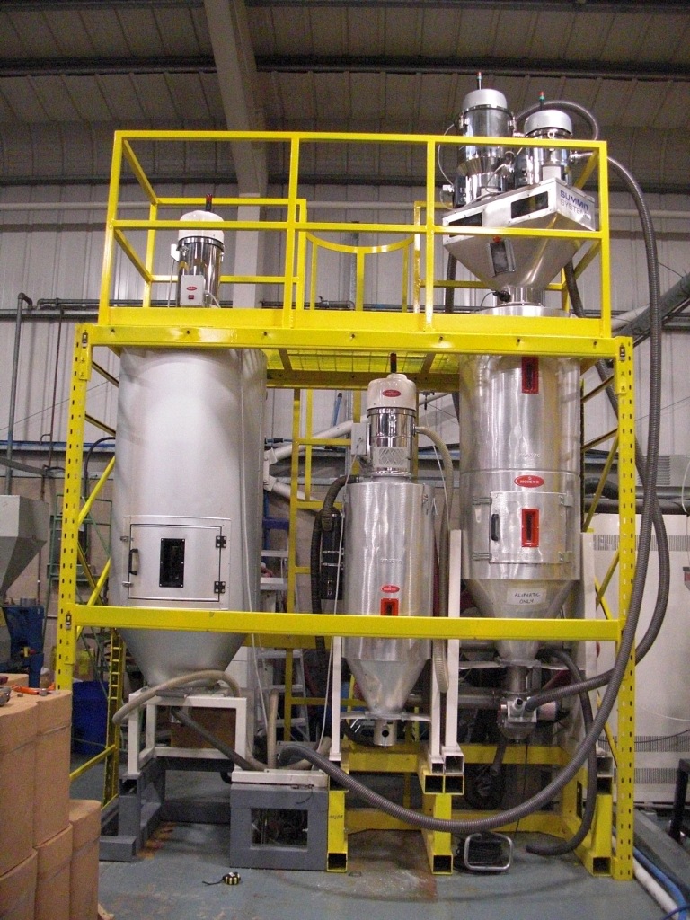 Incorporating pallett racking and box section to create safe working platform